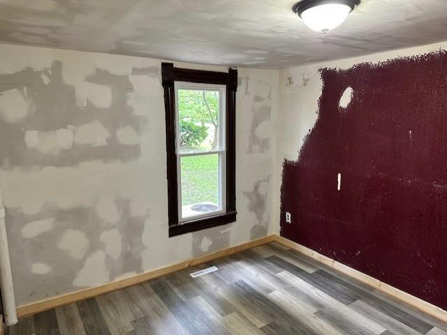 109 N Western, Girard, KS 66743 - photo 9