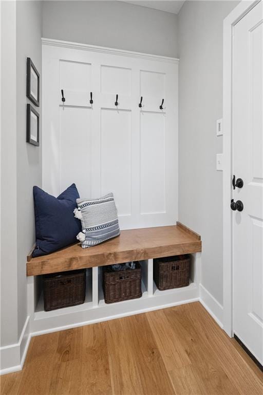 9260 Saddletop St, Lenexa, KS 66227 - mudroom featuring baseboards and light wood-style flooring