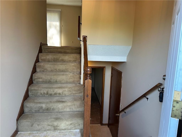 219 Pryor Rd, Lees Summit, MO 64081 - photo 2