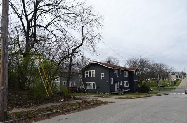 5301 Paseo Blvd, Kansas City, MO 64110 - photo 5