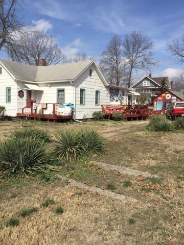 300 Maple St, Rich Hill, MO 64779 - photo 4