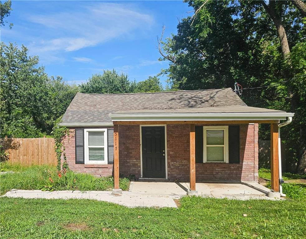 5117 Booth Ave, Kansas City, MO 64129 - photo 1