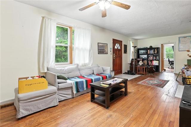 6404 Richmond Ave, Kansas City, MO 64133 - photo 3