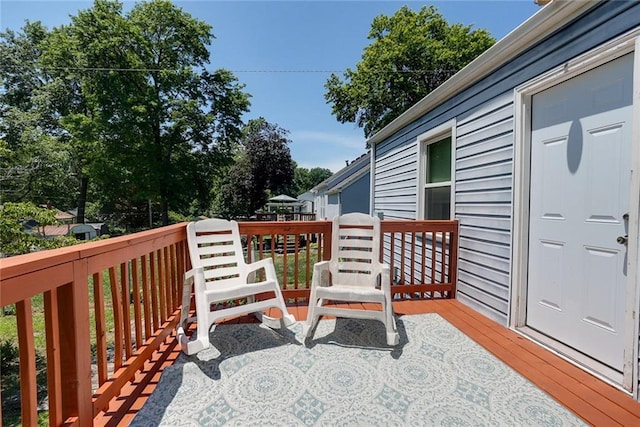 1421 W 28th Ter, Independence, MO 64052 - view of deck