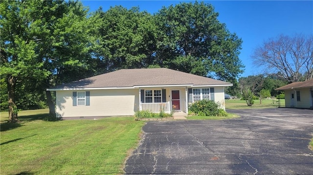 610 N W St, Arma, KS 66712 - photo 1
