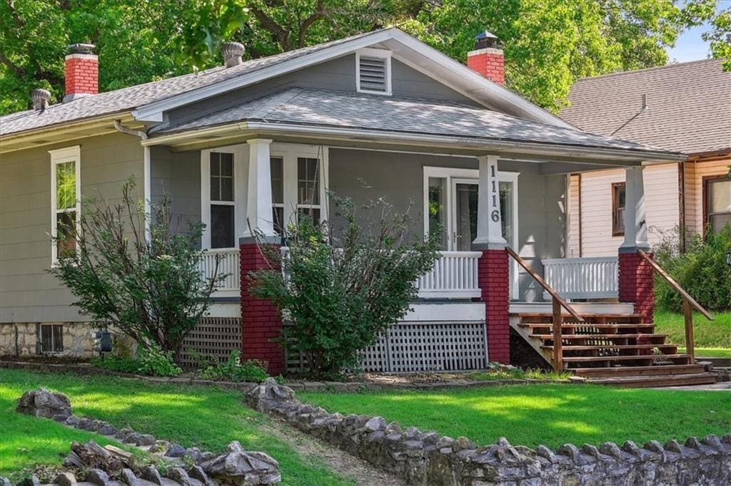 1116 Ottawa St, Leavenworth, KS 66048 - photo 1