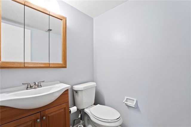1301 Quincy St, Leavenworth, KS 66048 - bathroom with toilet and vanity