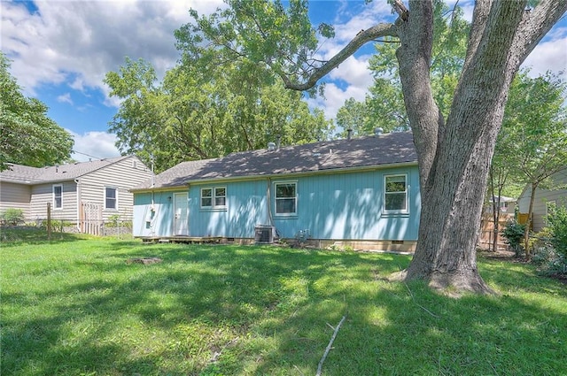 7028 Walmer St, Overland Park, KS 66204 - back of property