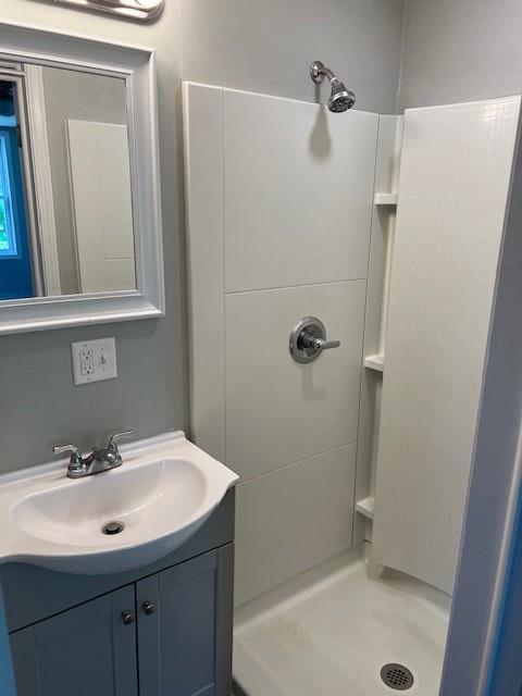 1120 S 20th St, Saint Joseph, MO 64507 - full bathroom with a shower stall and vanity