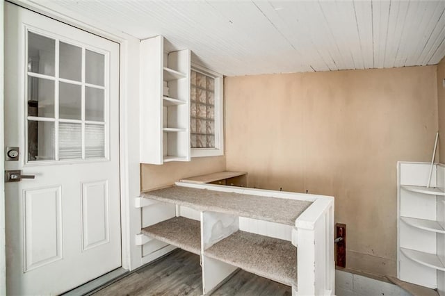 1401 E Mechanic Ave, Independence, MO 64050 - interior space