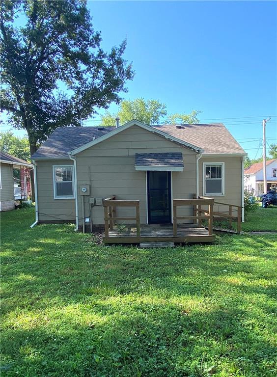 624 W 26th St, Higginsville, MO 64037 - photo 13