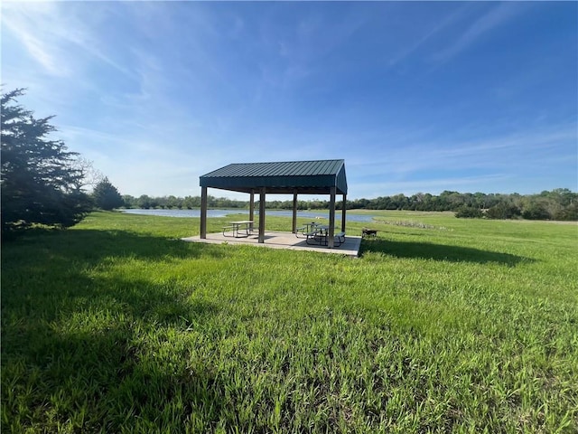 18670 W 248th St, Paola, KS 66071 - view of home's community with a gazebo and a lawn