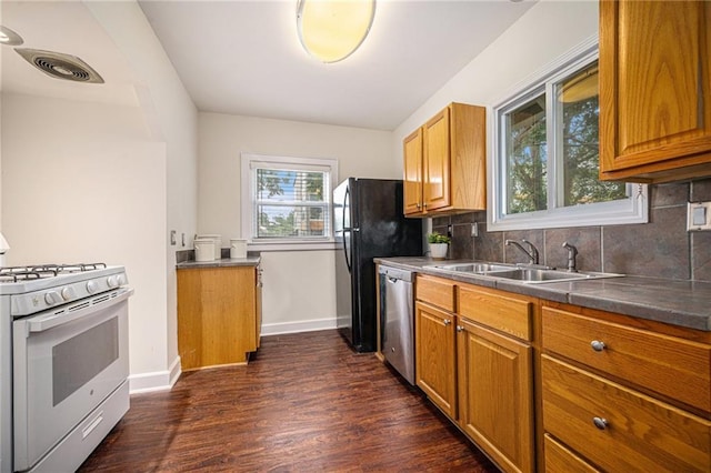 730 E 63rd Ter, Kansas City, MO 64110 - photo 9