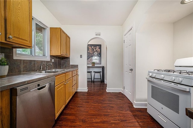 730 E 63rd Ter, Kansas City, MO 64110 - photo 10