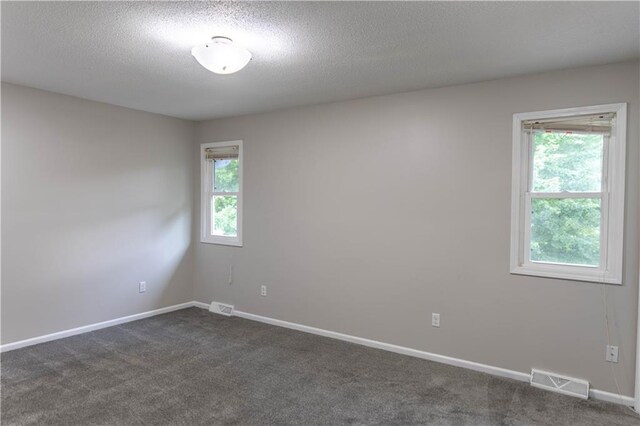 5710 NW Raintree Dr, Parkville, MO 64152 - photo 17