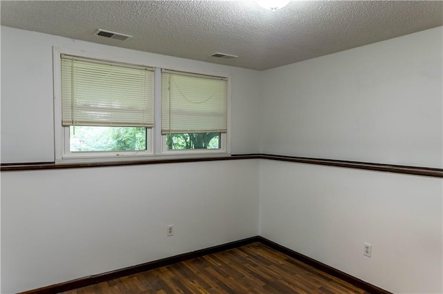 5710 NW Raintree Dr, Parkville, MO 64152 - photo 23