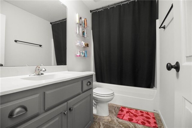 1013 SE Beatty Ct, Blue Springs, MO 64014 - full bathroom featuring vanity and shower / tub combo