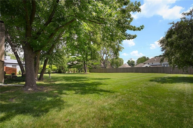 4411 W 89th St, Prairie Village, KS 66207 - view of yard