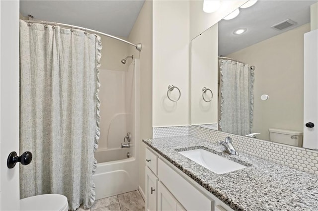 316 SE Hackamore Dr, Lees Summit, MO 64082 - bathroom with vanity and shower / tub combo with curtain