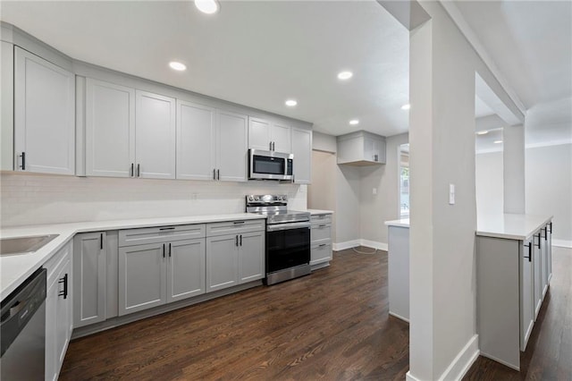 7529 Mohawk Dr, Prairie Village, KS 66208 - photo 1