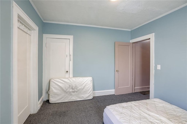 3509 Bellefontaine Ave, Kansas City, MO 64128 - carpeted bedroom featuring ornamental molding