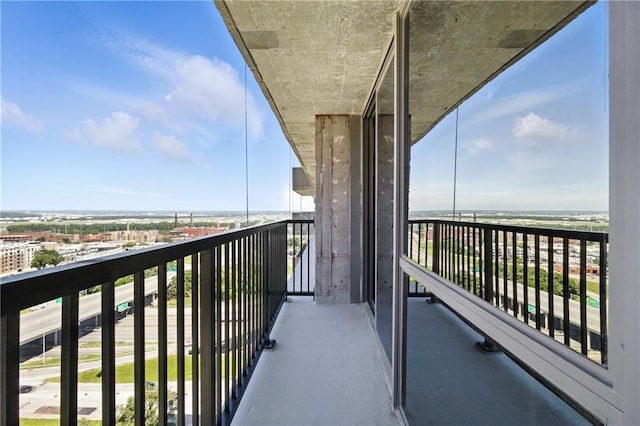 600 E Admiral Blvd Unit 1703, Kansas City, MO 64106 - view of balcony