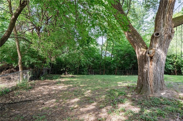 6015 W 78th Ter, Prairie Village, KS 66208 - view of yard with a forest view