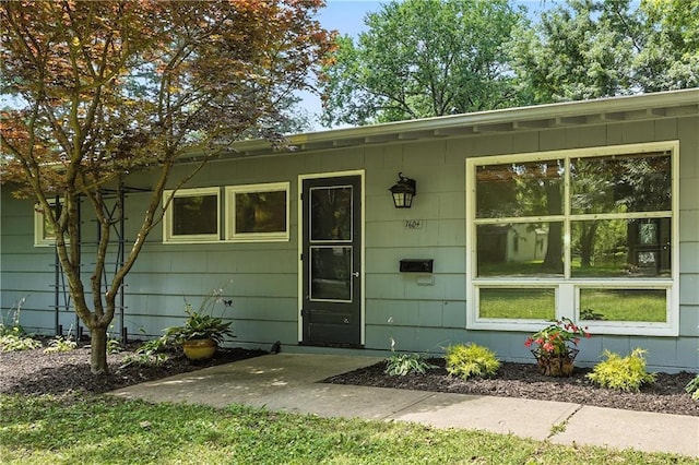 7604 Tomahawk Rd, Prairie Village, KS 66208 - view of front of property