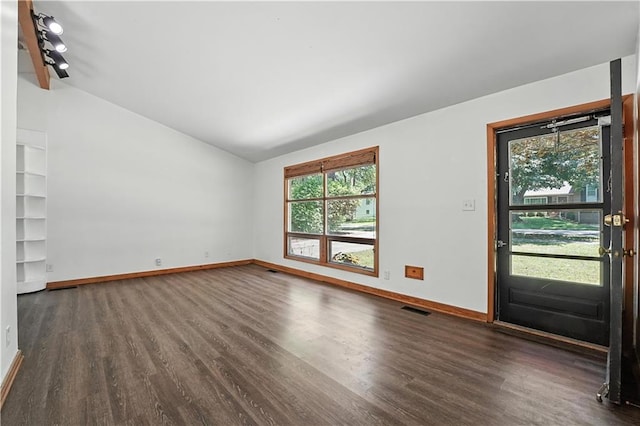 7604 Tomahawk Rd, Prairie Village, KS 66208 - foyer entrance with dark wood-style flooring and vaulted ceiling