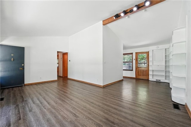 7604 Tomahawk Rd, Prairie Village, KS 66208 - unfurnished living room featuring wood finished floors and baseboards