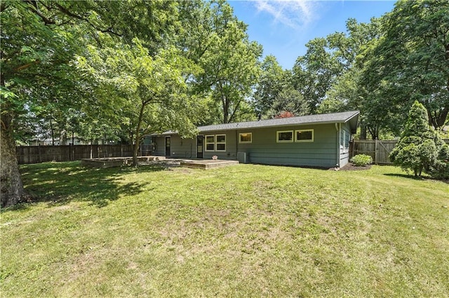 7604 Tomahawk Rd, Prairie Village, KS 66208 - rear view of property featuring a patio area