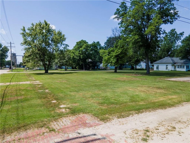 301 N 10th St, Neodesha, KS 66757