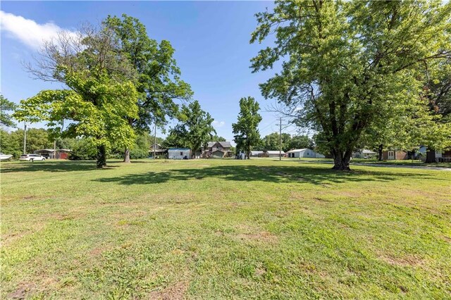 301 N 10th St, Neodesha, KS 66757