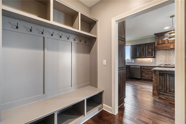 16699 S Chalet Dr, Olathe, KS 66062 - mudroom featuring dark wood-style floors and baseboards