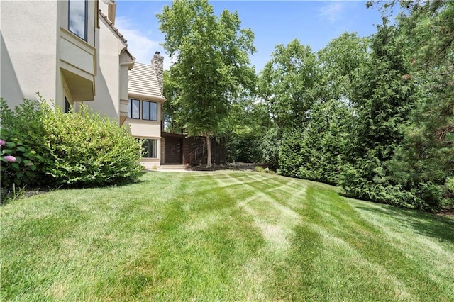 2616 W 112th St, Leawood, KS 66211 - view of green lawn