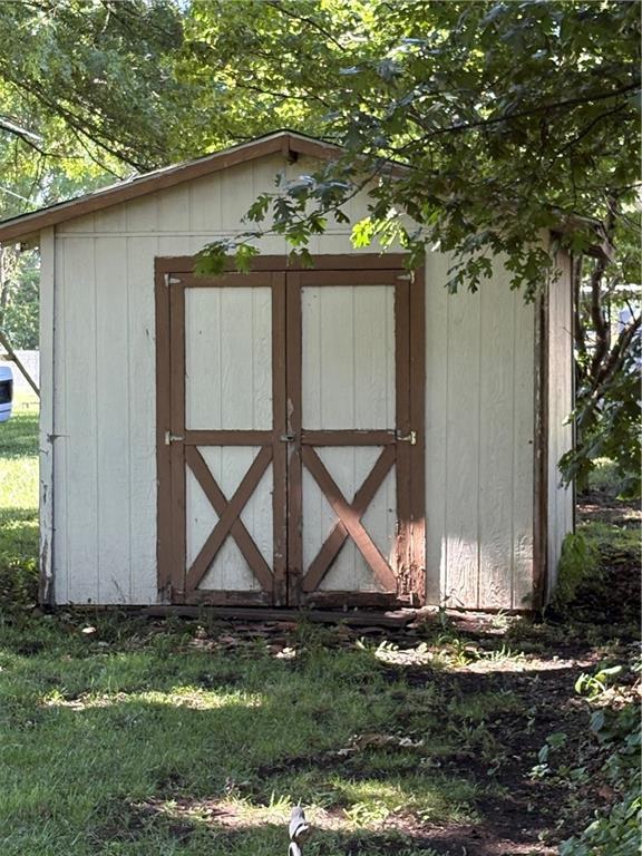 105 N Hayes St, Garnett, KS 66032 - view of shed