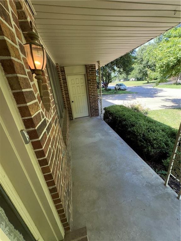 105 N Hayes St, Garnett, KS 66032 - view of patio