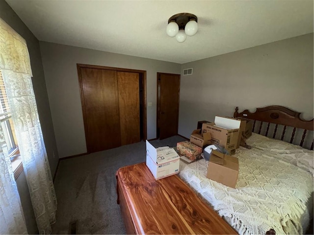 105 N Hayes St, Garnett, KS 66032 - bedroom with carpet