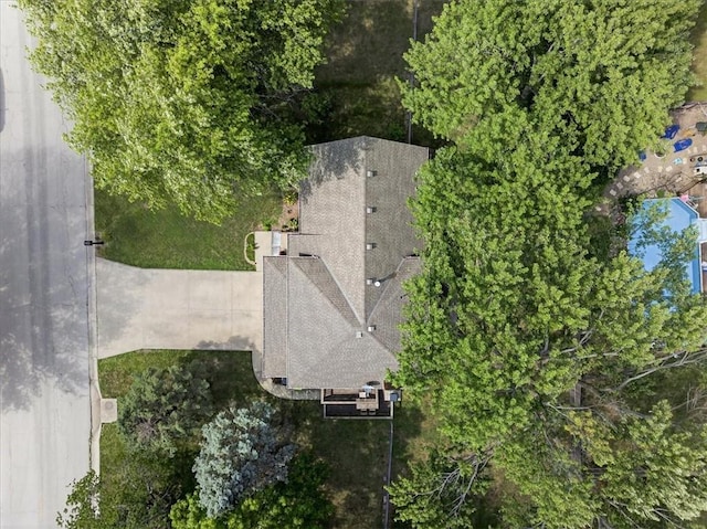 509 SE Bayberry Ln, Lees Summit, MO 64063 - photo 25