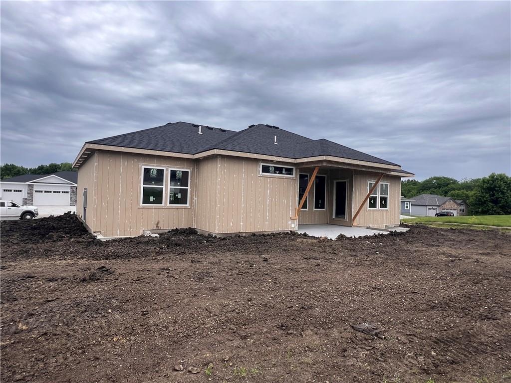 716 W Solomon Dr, Lees Summit, MO 64086 - photo 2