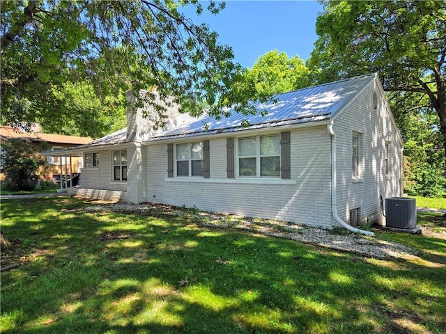 513 Broad St, Warrensburg, MO 64093 - photo 3