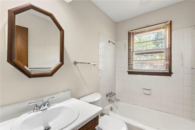 10131 W 84th St, Overland Park, KS 66212 - bathroom featuring vanity and shower / bath combination
