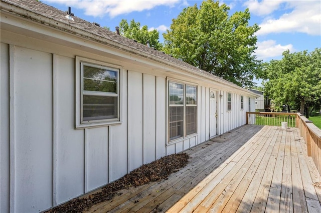 10131 W 84th St, Overland Park, KS 66212 - view of wooden terrace