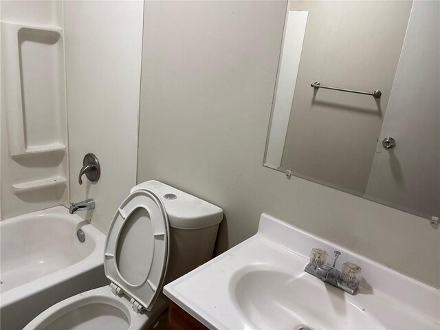 6310 E 153rd St, Grandview, MO 64030 - full bathroom with shower / washtub combination and vanity