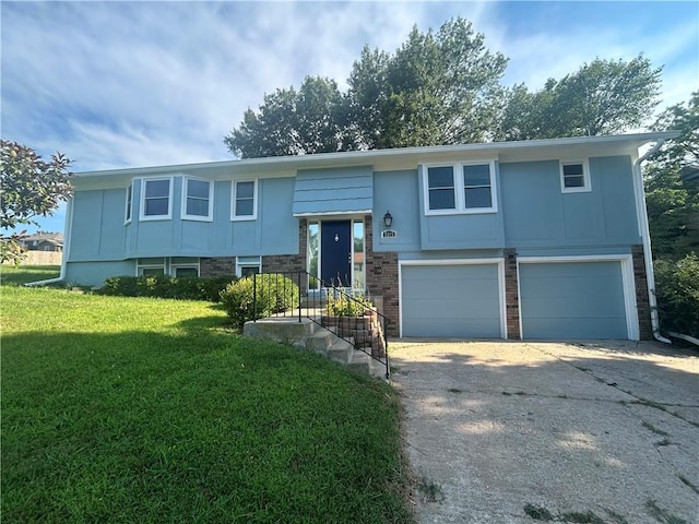 7307 E 122nd St, Grandview, MO 64030 - photo 1
