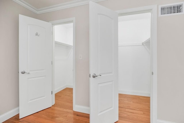 7718 W 100th St, Overland Park, KS 66212 - view of closet
