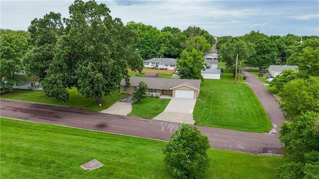 647 E 19th St, Sedalia, MO 65301 - photo 2