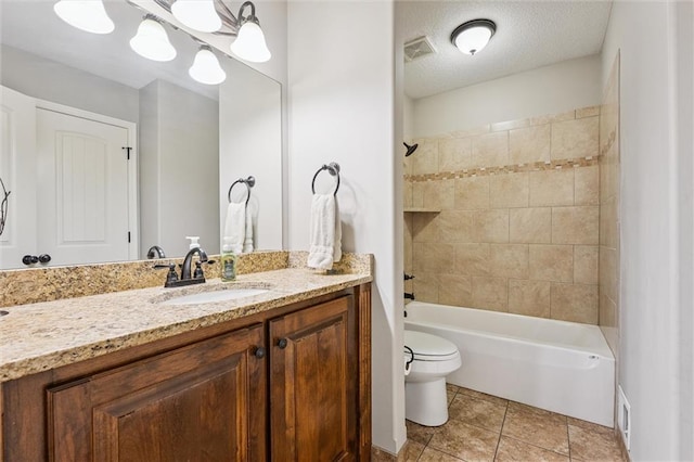 18501 S Butternut St W, Gardner, KS 66030 - bathroom with vanity and shower / washtub combination