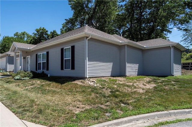 856 NE 66th St, Gladstone, MO 64118 - photo 3