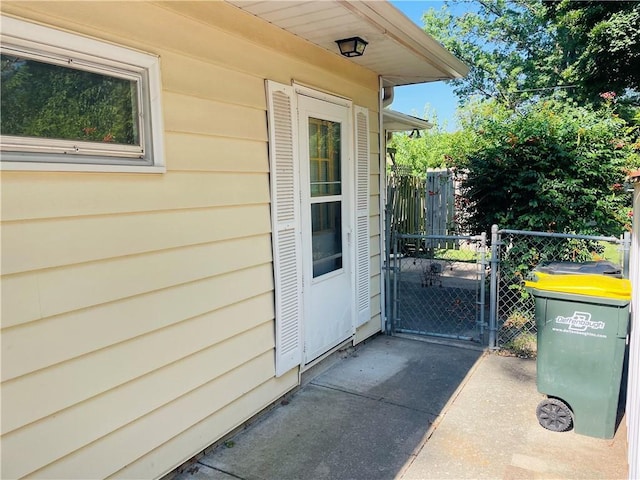 506 1st Ter, Lansing, KS 66043 - entrance to property featuring a gate